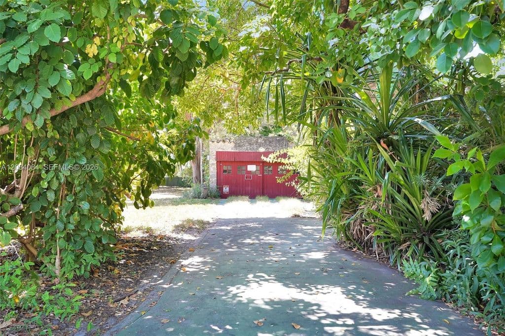4-bedroom Single-Family Home — 8238 NE 9th Ave