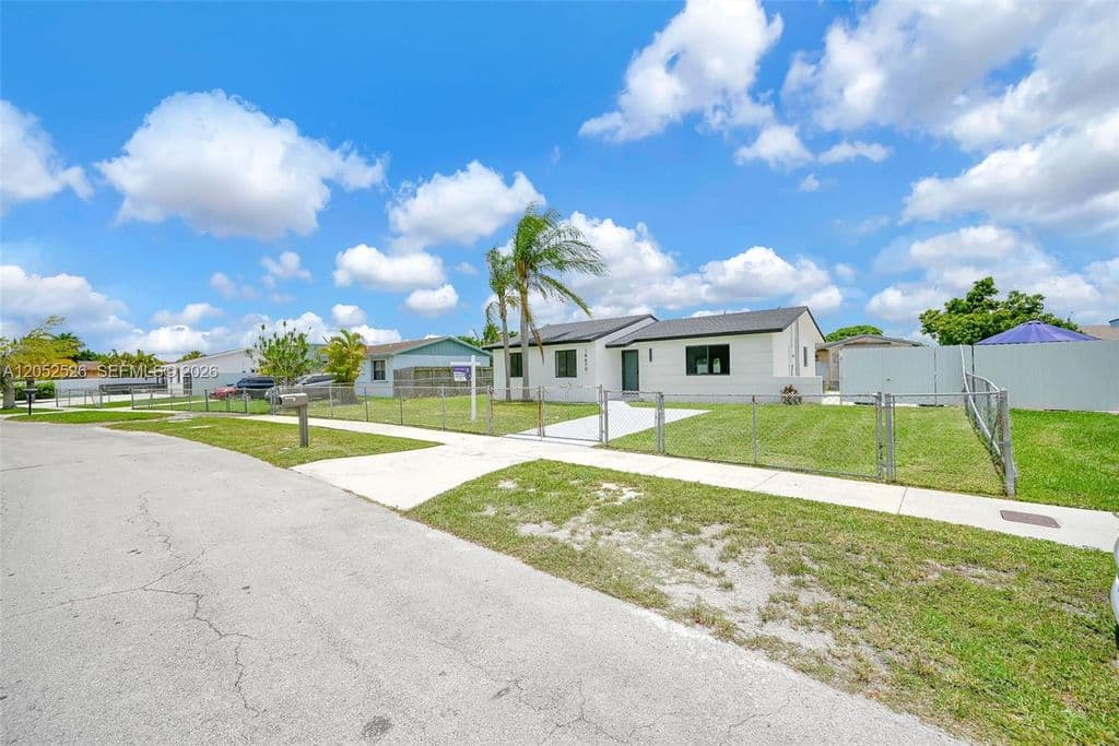 3-bedroom Single-Family Home — 18670 SW 123rd Ct