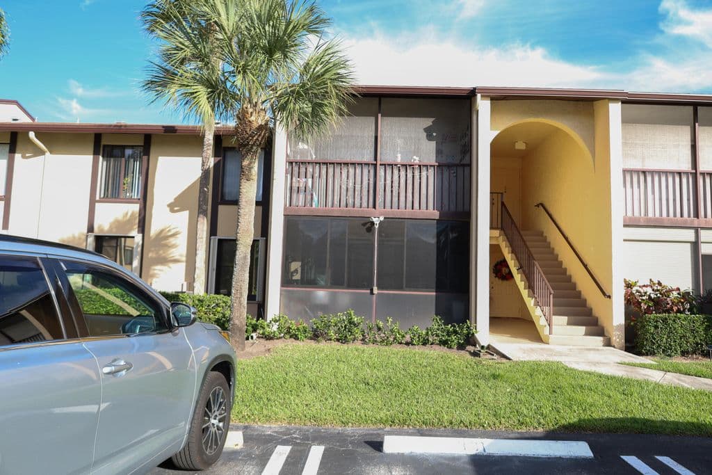 2+1 Condo — 824 Sky Pine Way #C1