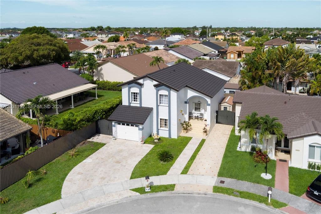 4-bedroom Single-Family Home — 1084 SW 142nd Pl