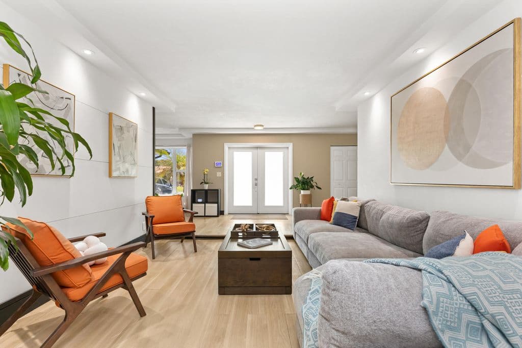 4+1 Müstakil ev — 1431 NW 70th Way