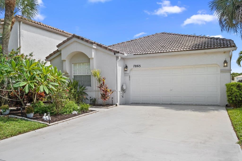 3+1 Müstakil ev — 7865 Rockport Circle