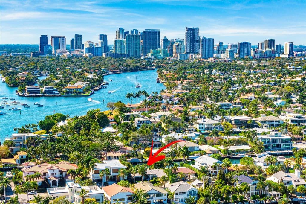 3-bedroom Single-Family Home — 801 Solar Isle Drive