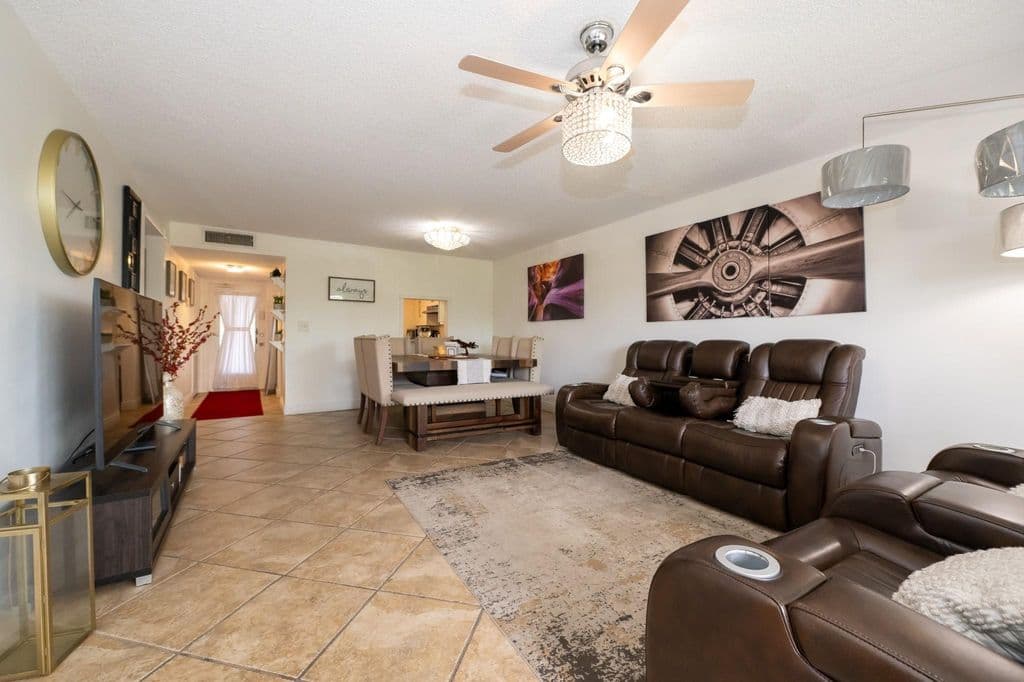 2-bedroom Condo — 8821 NW 38th Drive #205a