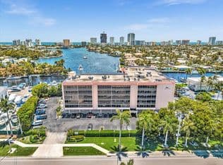 2-bedroom Condo — 740 S Federal Highway #316, Pompano Beach, 33062