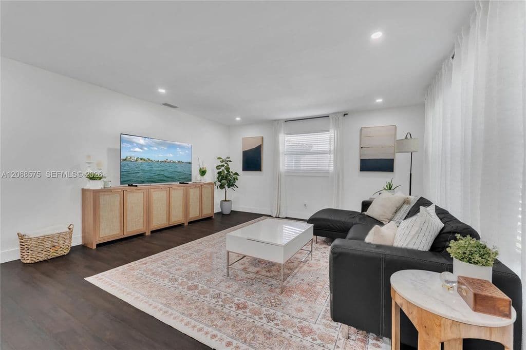 3+1 Müstakil ev — 2851 Washington St