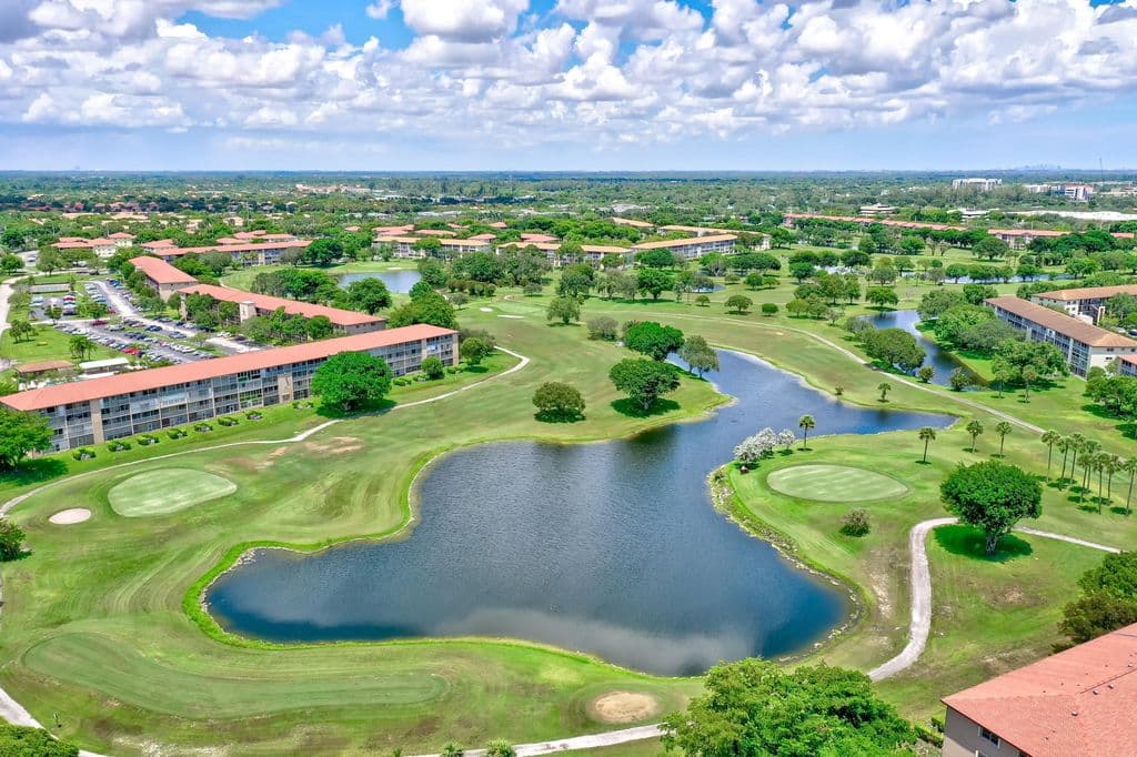 1-bedroom Condo — 801 SW 141st Avenue #306-o
