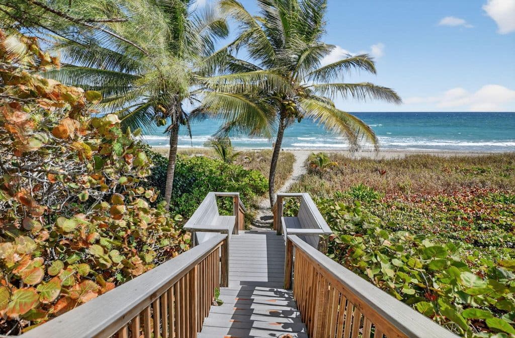 2-bedroom Condo — 2121 N Ocean Boulevard #705e