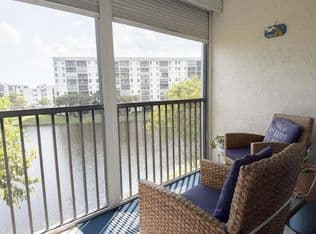 2-bedroom Condo — 2222 N Cypress Bend Drive #403, Pompano Beach, 33069