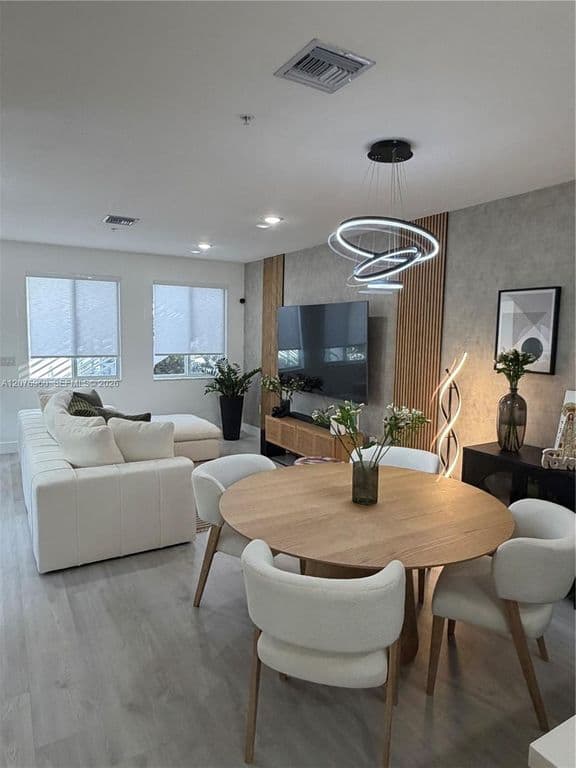 3+1 Müstakil ev — 10300 NW 66th St