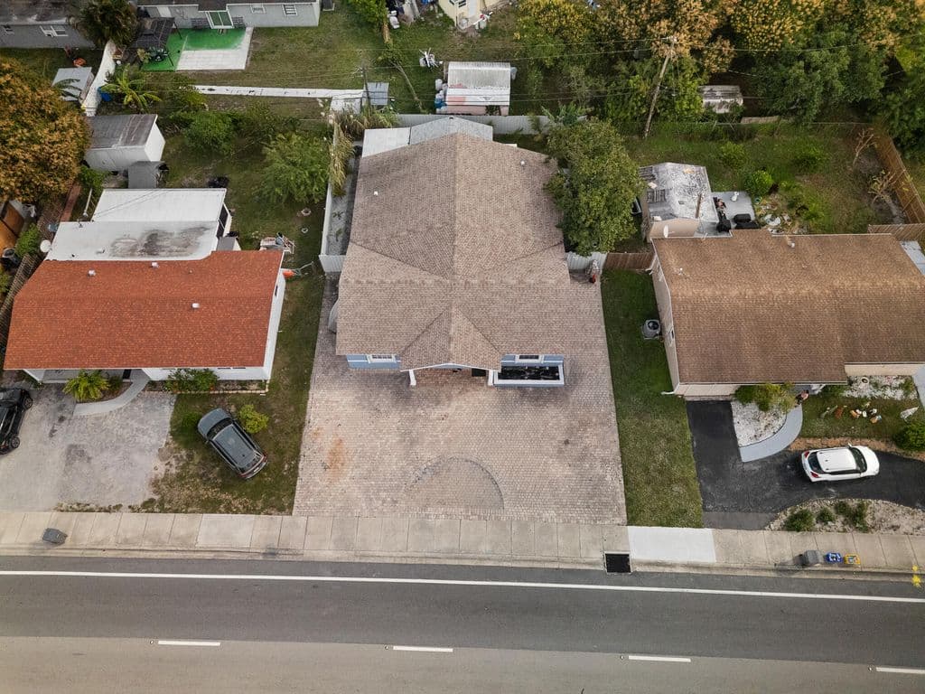 4+1 Müstakil ev — 5772 N Haverhill Road N
