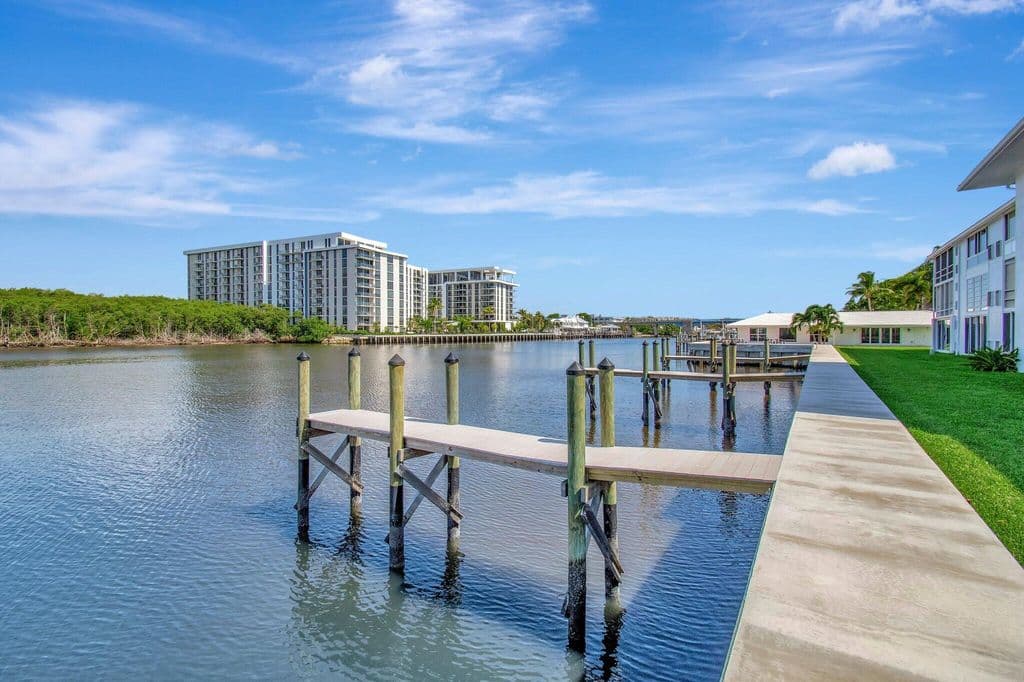 2+1 Condo — 5550 N Ocean Boulevard #107