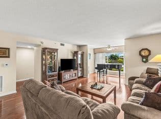 3+1 Condo — 12560 Majesty Circle #401, Boynton Beach, 33437