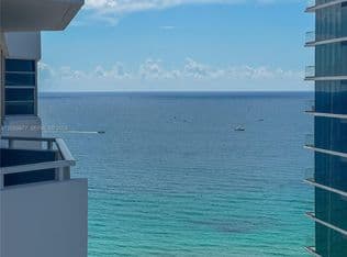 1-bedroom Condo — 1980 S Ocean Dr APT 16A, Hallandale, 33009
