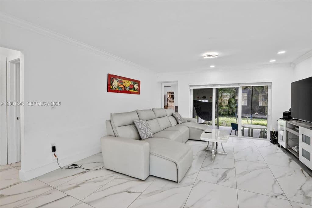 3+1 Müstakil ev — 9280 SW 55th Ct