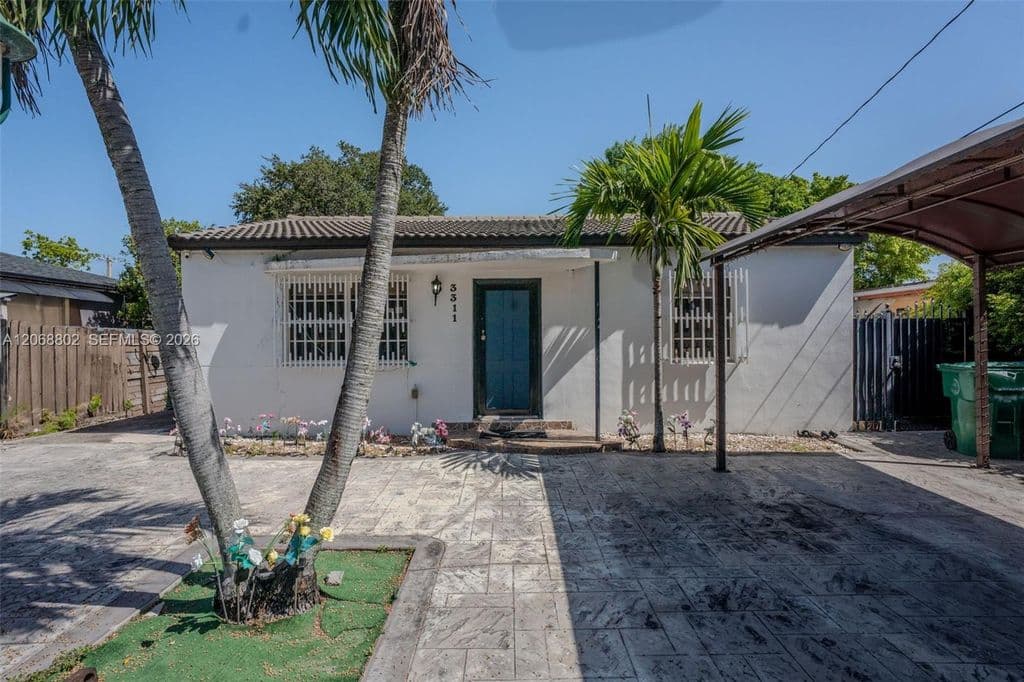3+1 Müstakil ev — 3311 NW 16th Ter