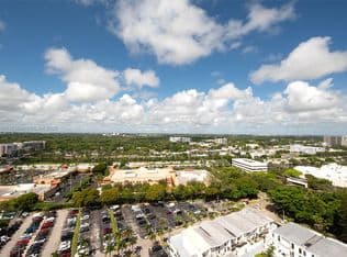 2+1 Condo — 2750 NE 183rd St APT 2204, Aventura, 33160