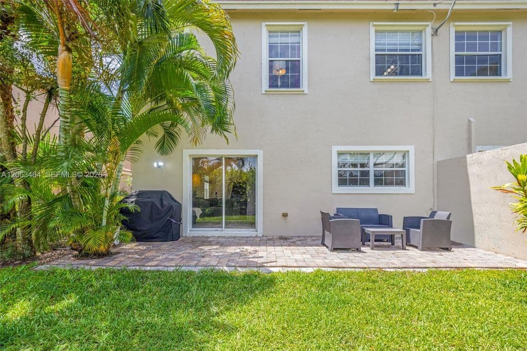 3+1 Mülk — 4501 Windmill Palm Way