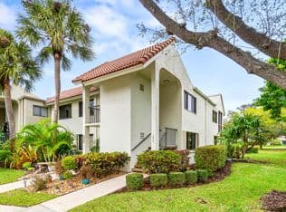 3+1 Condo — 5687 Fairway Park Drive, Boynton Beach, 33437