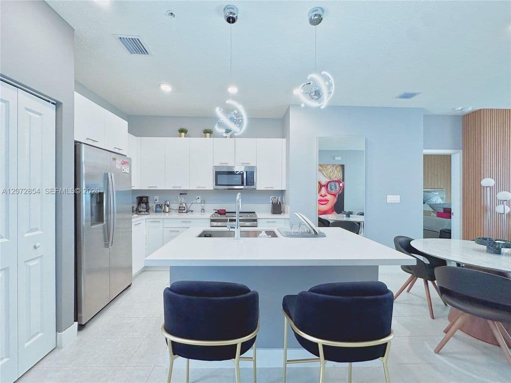 2+1 Condo — 8167 NW 41st St #E-410