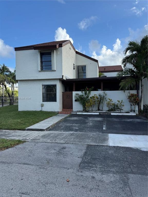3-bedroom Property — 9700 NW 6th Ln #9700