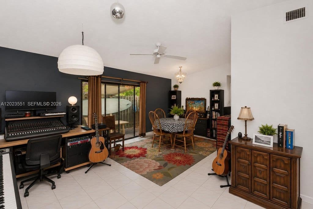 3+1 Condo — 11482 SW 109th Rd #29A