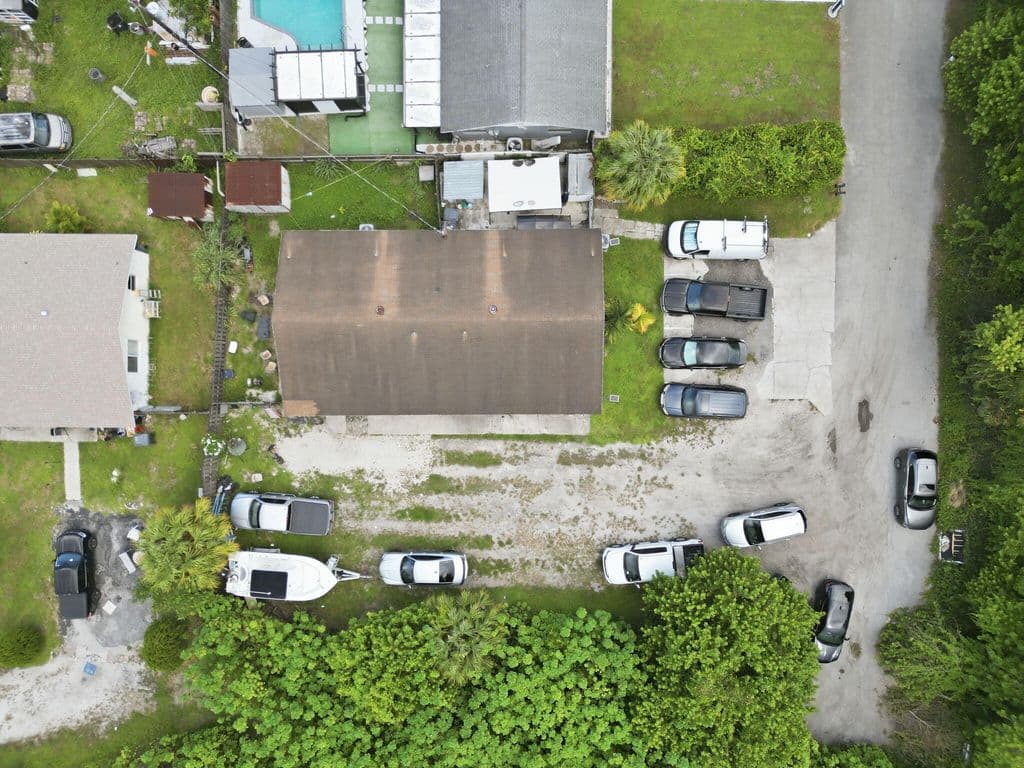 4+1 Mülk — 4737 BOATMAN Street