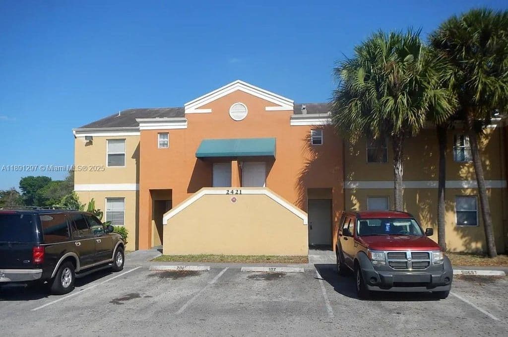 2-bedroom Condo — 2421 NW 56th Ave #2-102