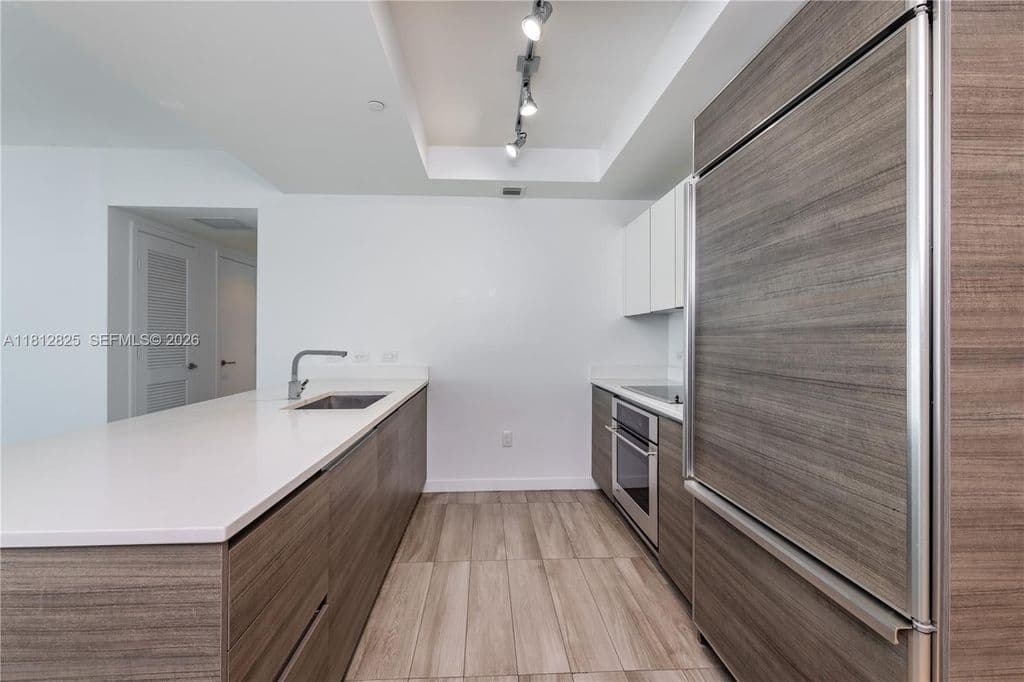 2+1 Condo — 1100 S Miami Ave APT 1704