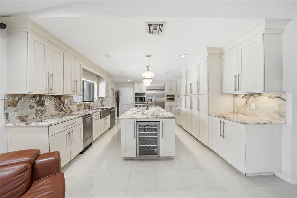 5+1 Müstakil ev — 15130 SW 164th Ter