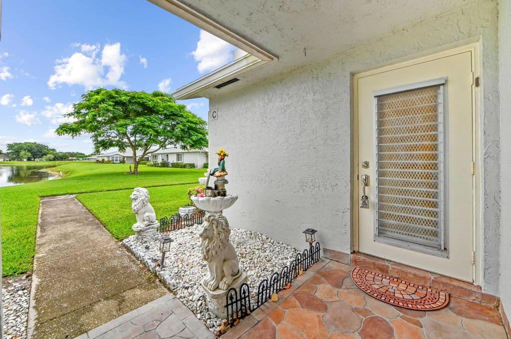 1-bedroom Condo — 14519 CANALVIEW Drive #C
