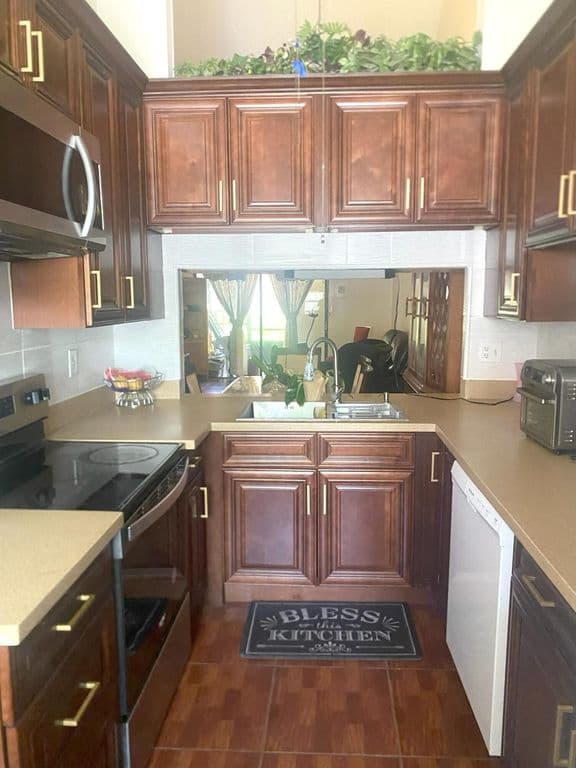 2-bedroom Single-Family Home — 1040 PARKSIDE GREEN Drive #C