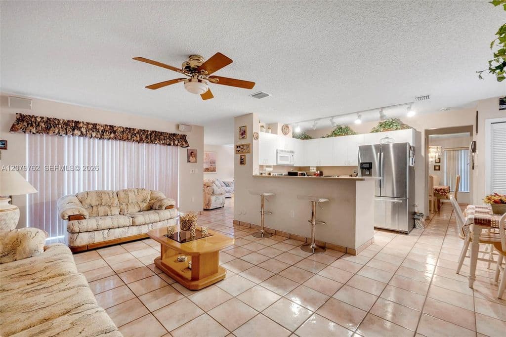 4+1 Müstakil ev — 8554 SW 163rd Pl