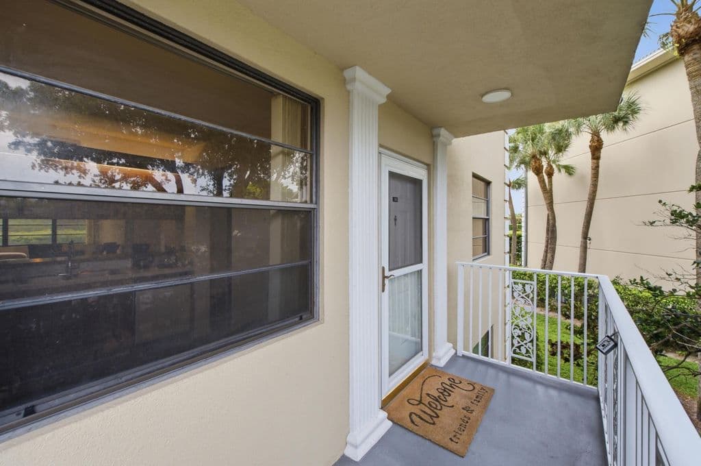 2+1 Condo — 3515 VILLAGE Boulevard #206