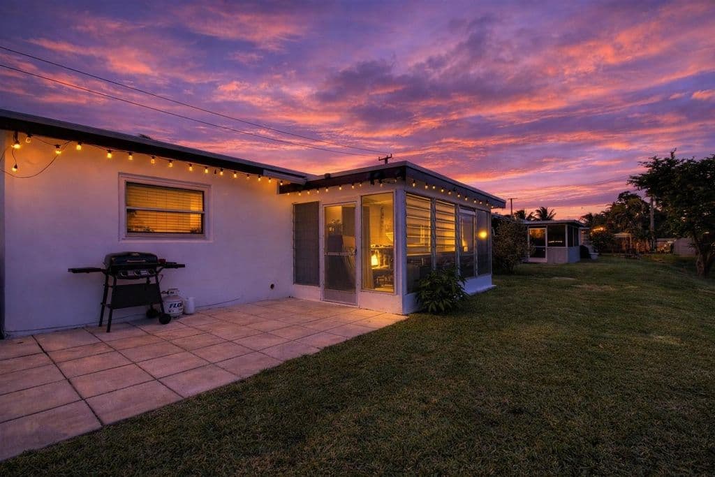 2-bedroom Single-Family Home — 4804 NW 27th Terrace
