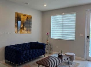 3+1 Condo — 10222 NW 64th Way Unit 302, Doral, 33178