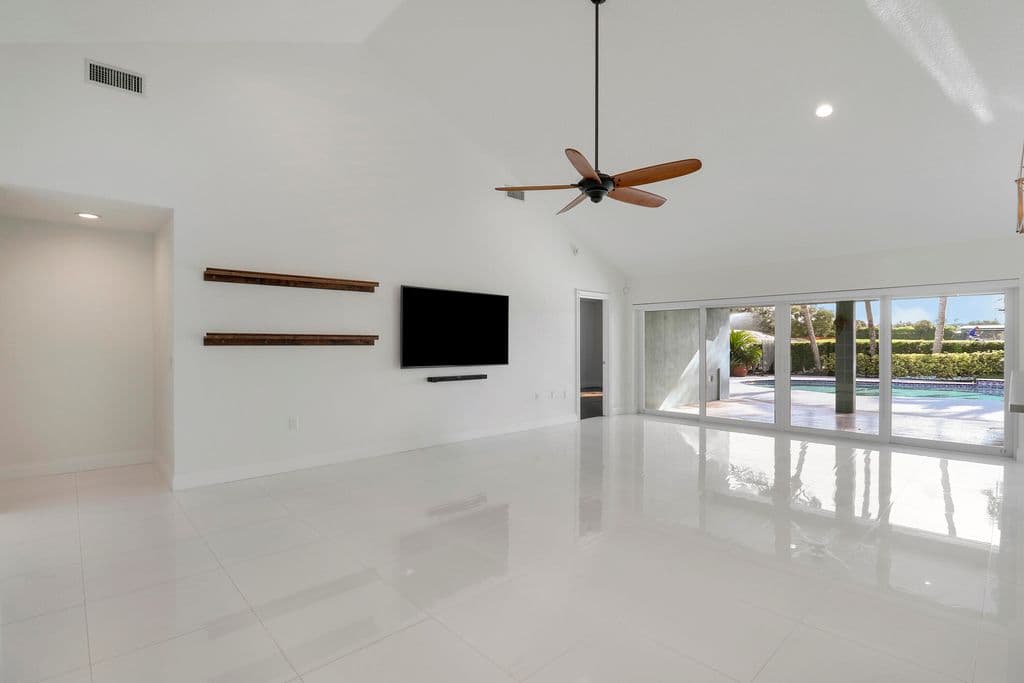 3+1 Müstakil ev — 1560 Wilderness Road