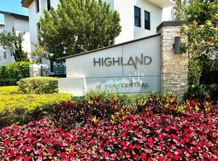3-bedroom Condo — 10455 NW 82nd St Unit 35, Doral, 33178