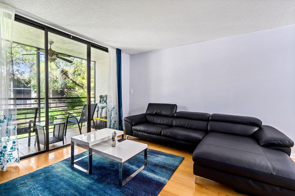 2+1 Condo — 7579 NW 79th Avenue #204