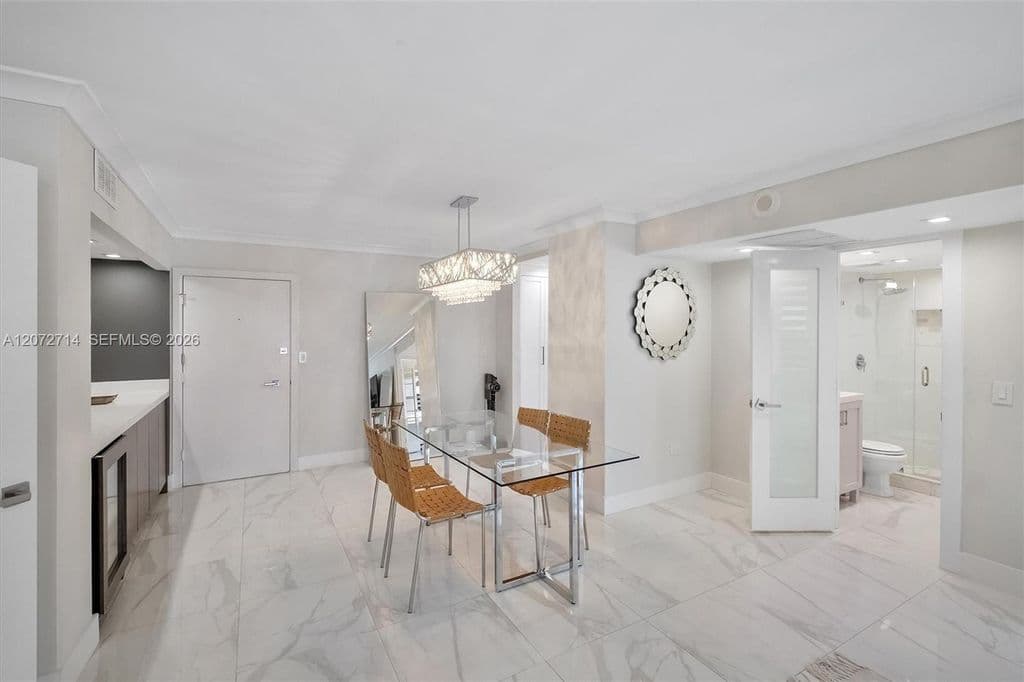 2+1 Condo — 5555 Collins Ave APT 16B