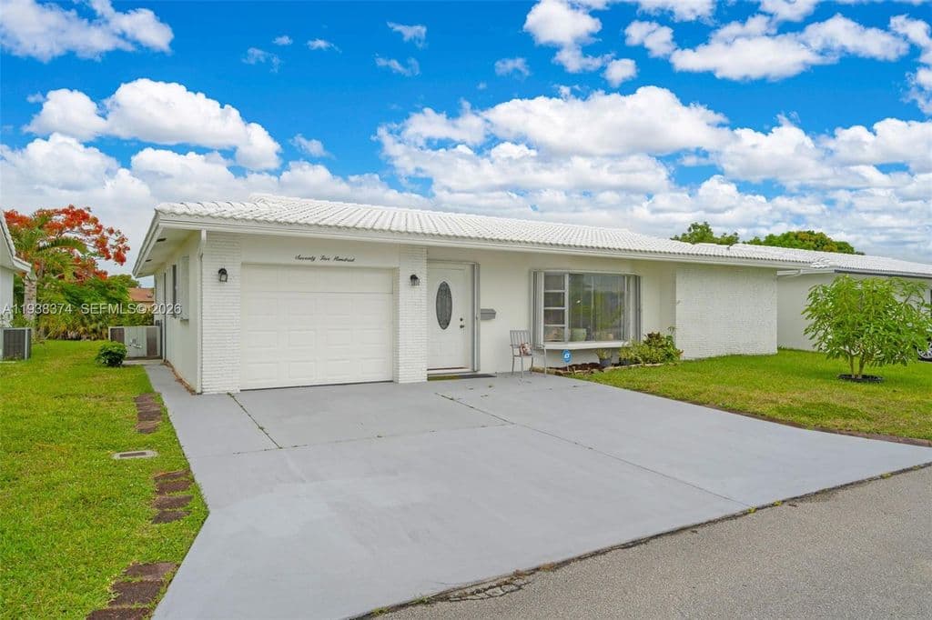 4-bedroom Single-Family Home — 7500 NW 66th Ter
