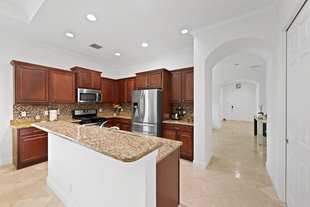 4+1 Müstakil ev — 8361 NW 120TH Way