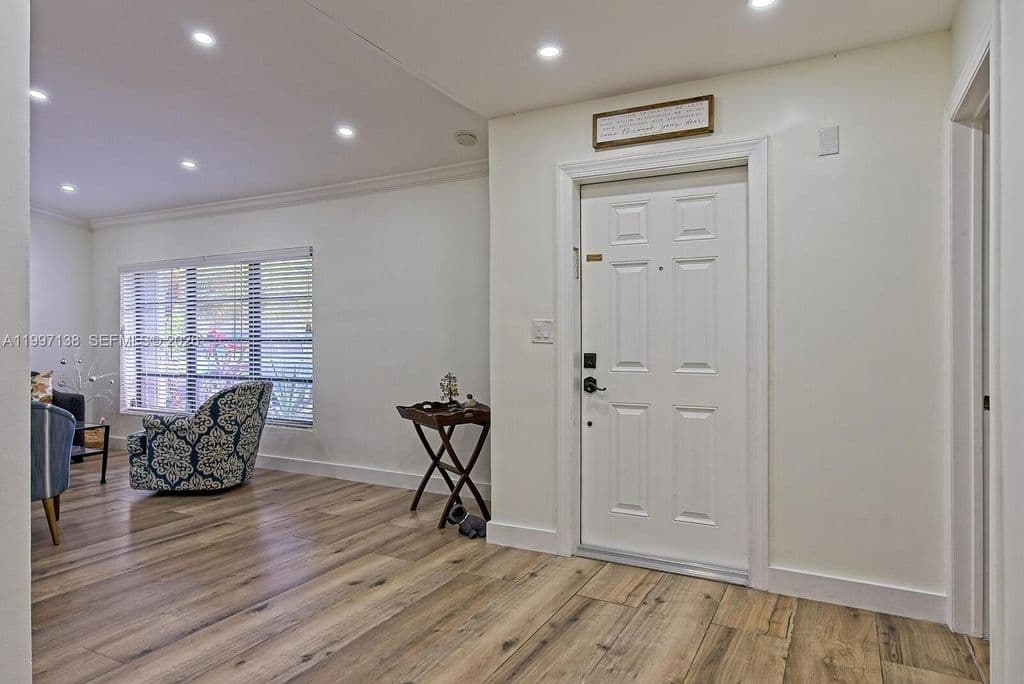 3+1 Müstakil ev — 10900 SW 124th Rd