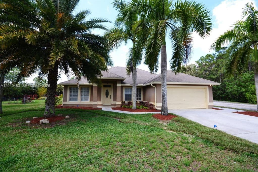 5-bedroom Single-Family Home — 17569 89th Pl N
