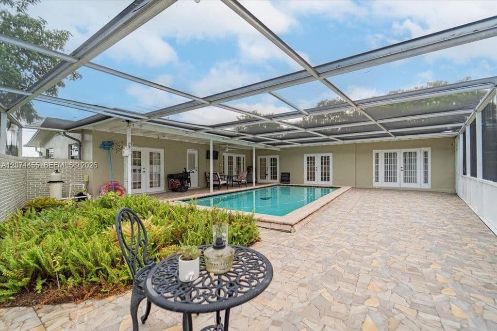 4-bedroom Single-Family Home — 5561 SW 13th St