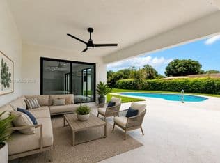 3+1 Müstakil ev — 6940 NW 6th St, Fort Lauderdale, 33317