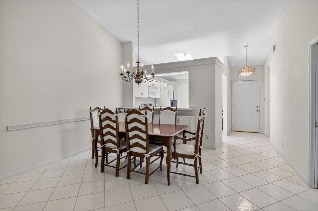 3+1 Condo — 10939 Roebelini Palm Court #A