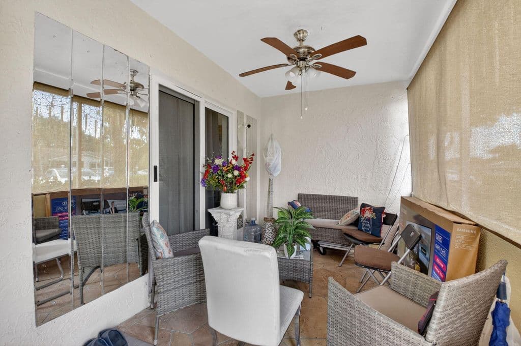 2+1 Müstakil ev — 14232 Campanelli Drive