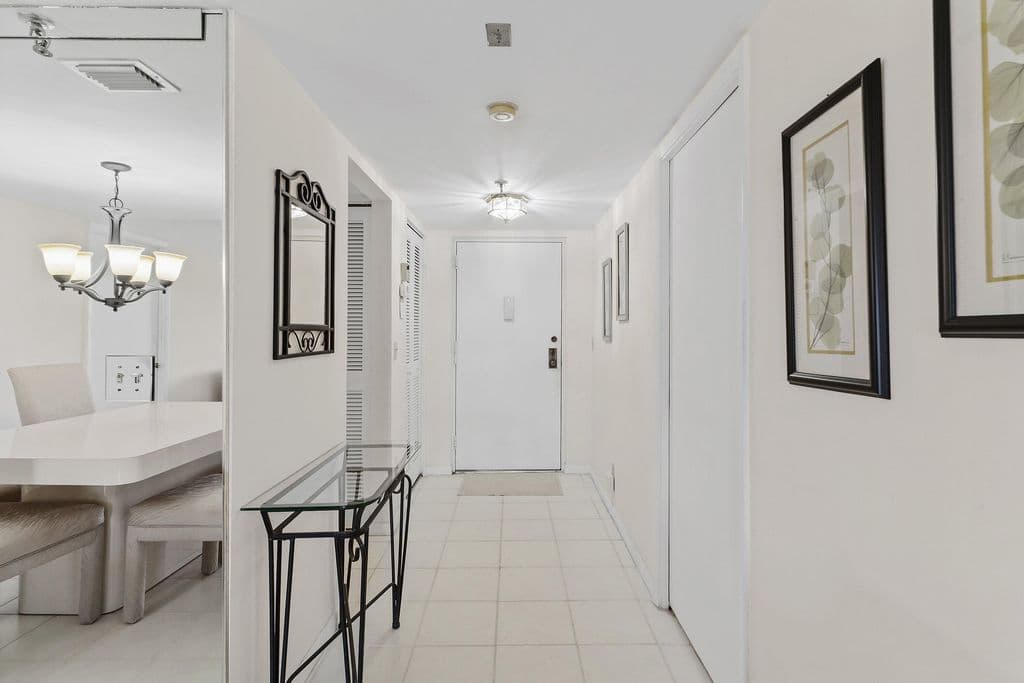 2-bedroom Condo — 6400 NW 2ND Avenue #321