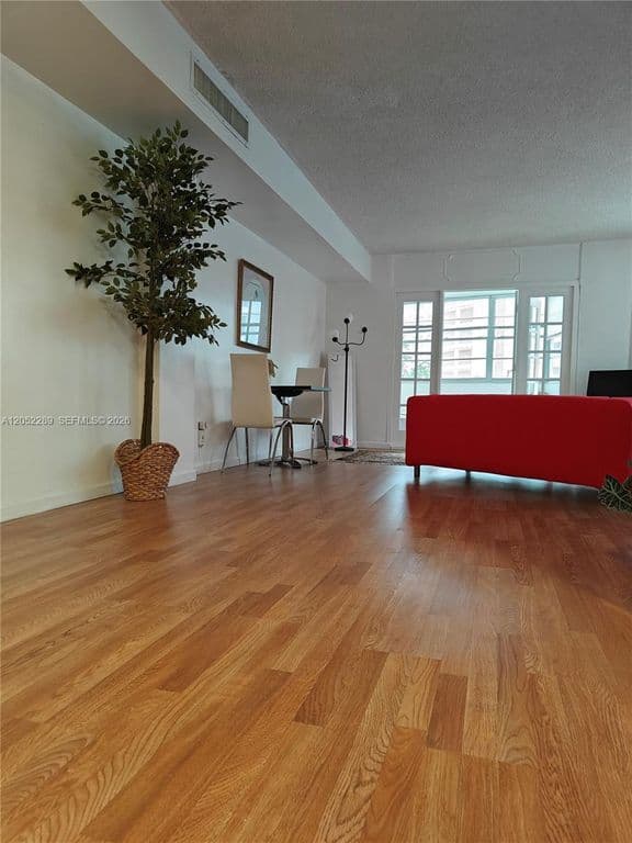 2+1 Condo — 825 Brickell Bay Dr APT 350